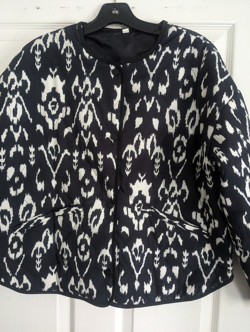 Source Unknown Black and White Patterned Women's Coat